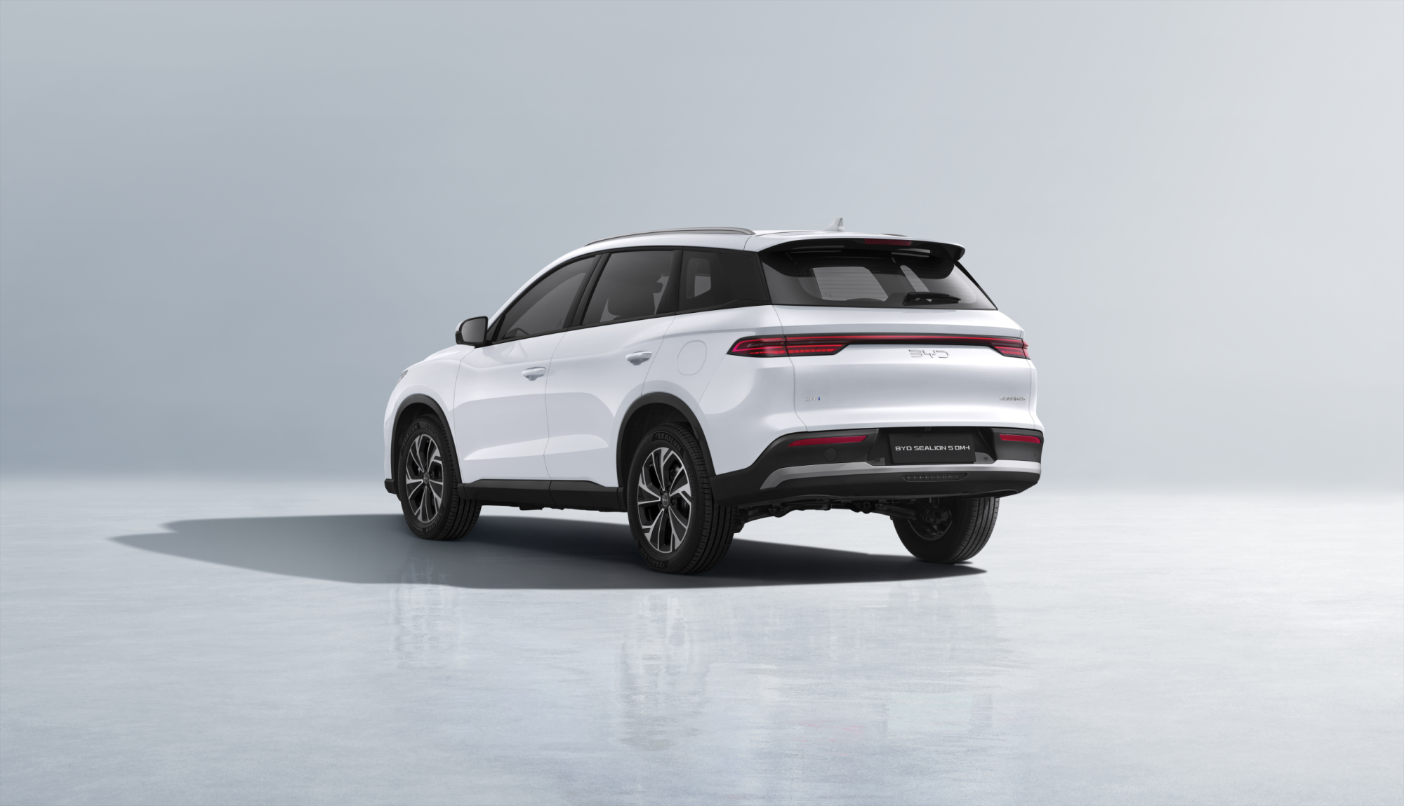BYD SEALION 5 (PHEV)